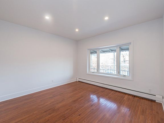 4th image of 3 Vine St #1