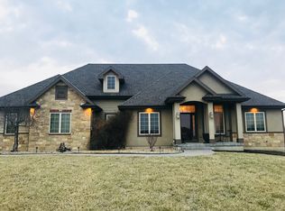 5033 SW Knudsen Rd, Topeka, KS 66610