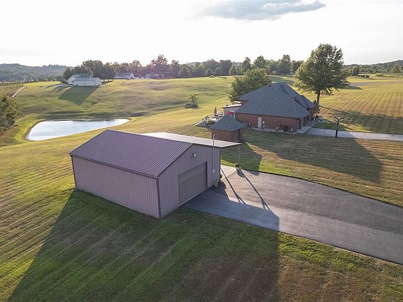 4th image of 185 Meadow Lake Ln