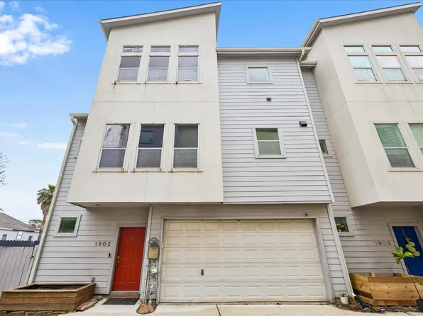1902 Fletcher St, Houston, TX 77009