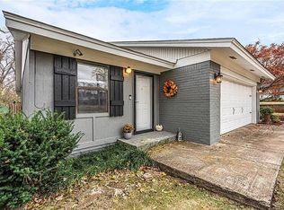 916 Ridgecrest Rd, Edmond, OK 73013