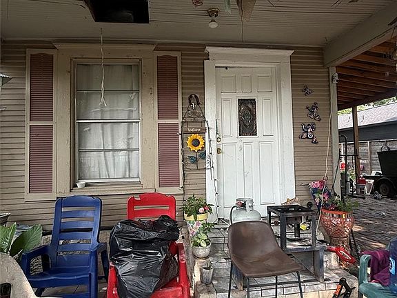 2nd image of 7019 Finn St
