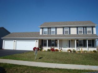 4132 Milkweed Dr, Poplar Grove, IL 61065