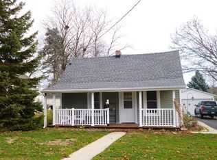 535 Franklin Ave, Lake Geneva, WI 53147