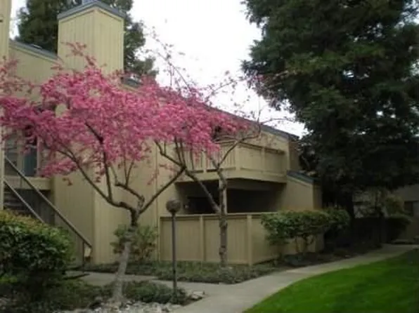 2280 Hurley Way APT 32, Sacramento, CA 95825