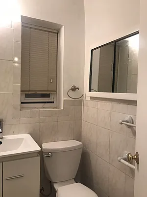 Rented by New York Residence | media 27