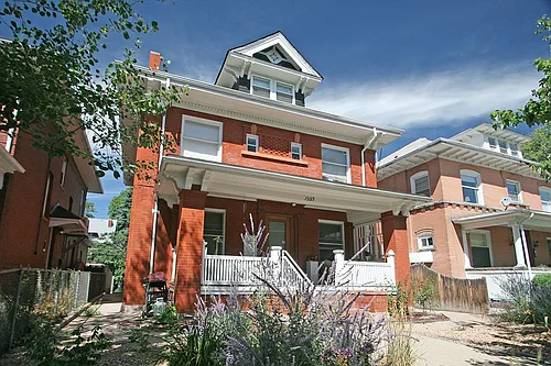 1559 Vine St Photo 1