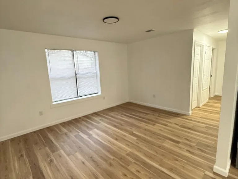 1415 Kyle Rd — Photo 4