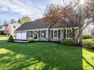 27 Aldwick Rise, Fairport, NY 14450