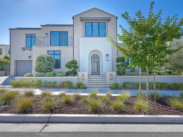 13710 Goldenpine Trl — Photo 8