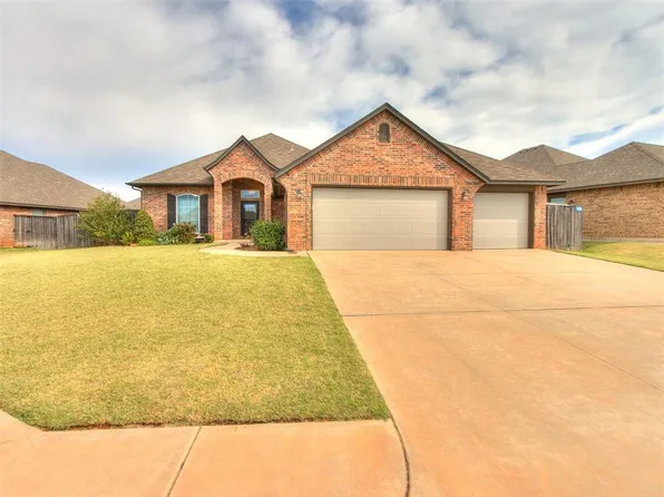 5523 Hidden Trail Ln, Warr Acres, OK 73132