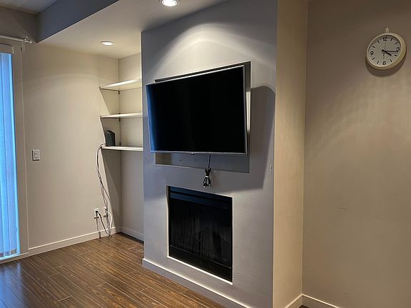 3rd image of 101 Fraser St #64