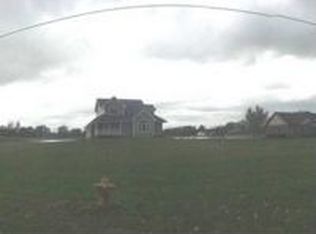 9097 Macey Rd, Willis, MI 48191