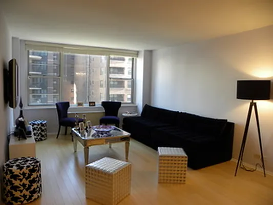 Rented by Living New York | media 21