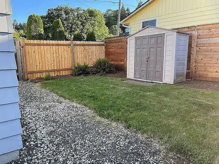 1725 W 25th Ave — Photo 14