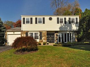 2023 Wisteria Ln, Lafayette Hill, PA 19444