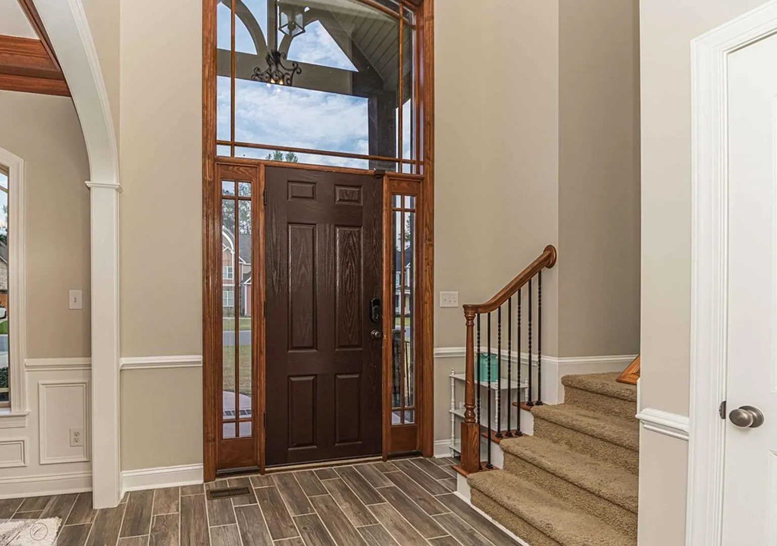 121 Michelle Dawn Dr — Photo 4