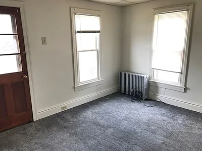1044 Mount Rose Ave #1 — Photo 2