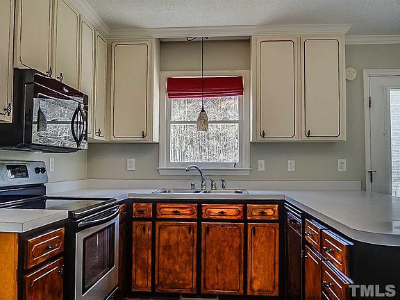 2nd image of 108 Goldfield Dr