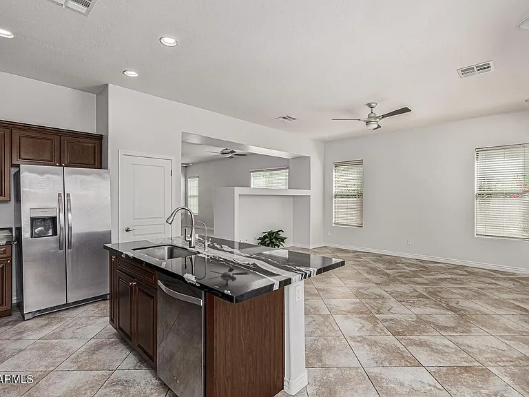3407 E Glacier Pl — Photo 3