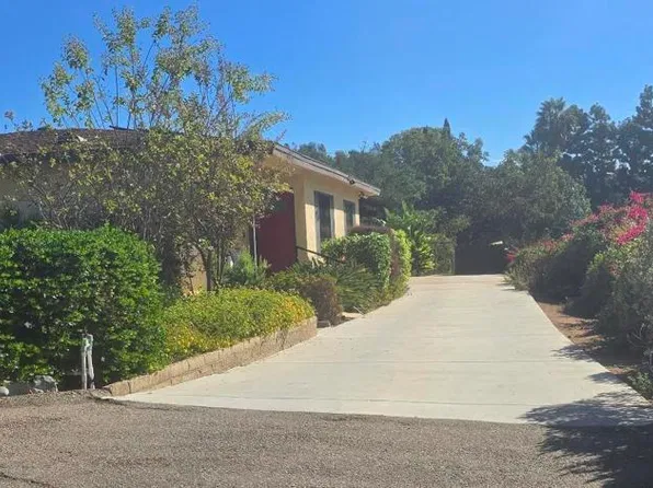 8349 Merrill Dr, Lakeside, CA 92040