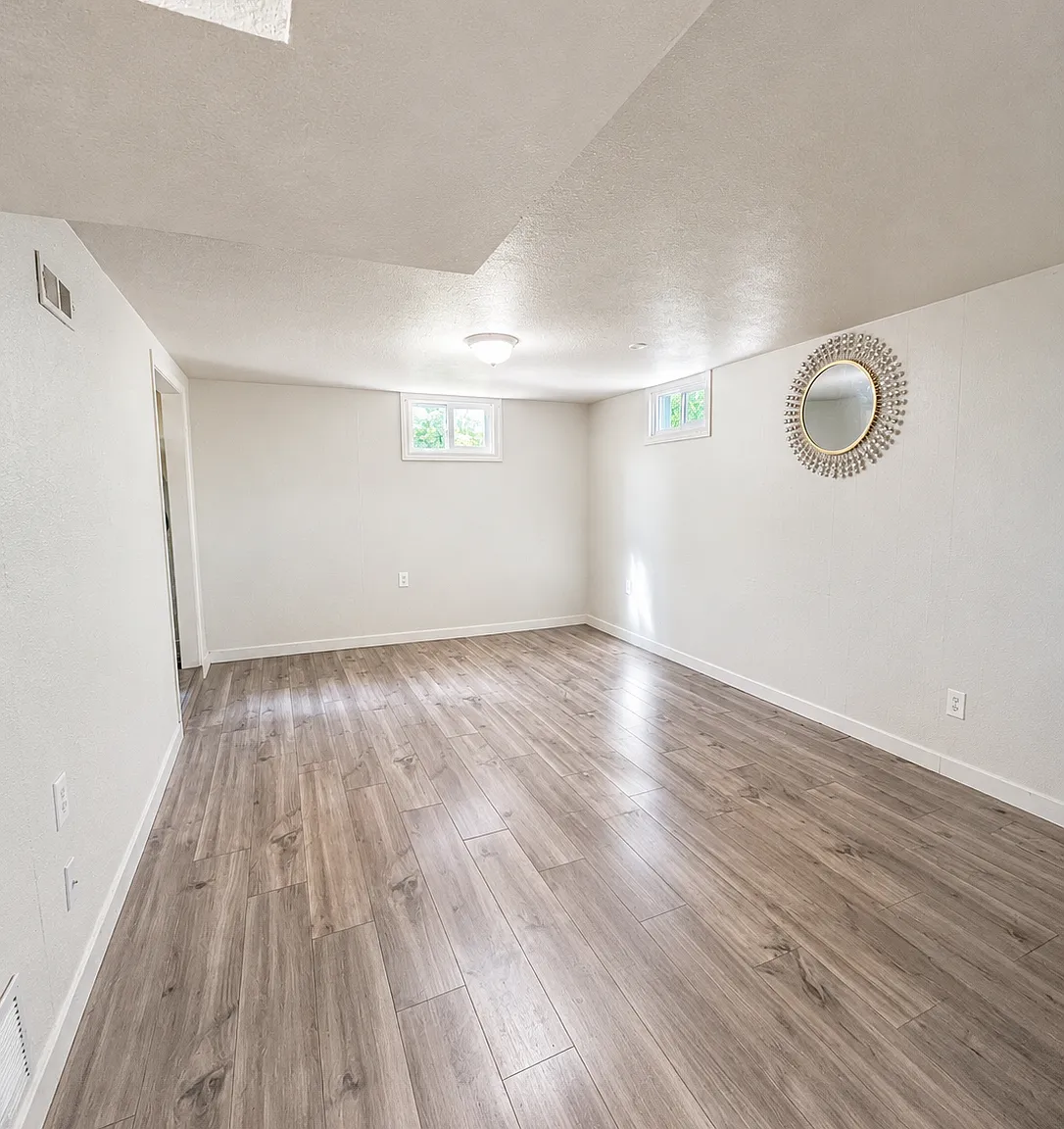 2 bed, 810 sqft, $995 — Photo 2