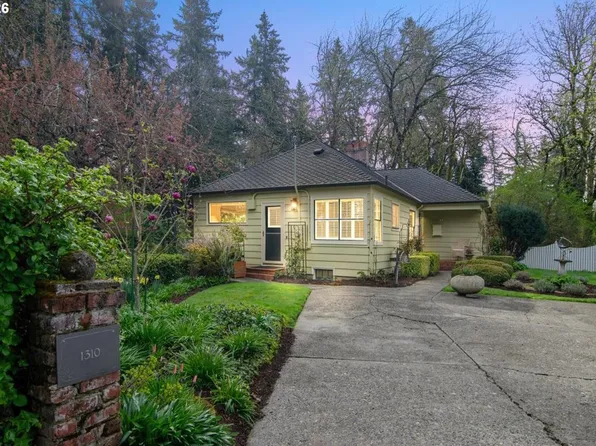 1310 Heater Ct, West Linn, OR 97068