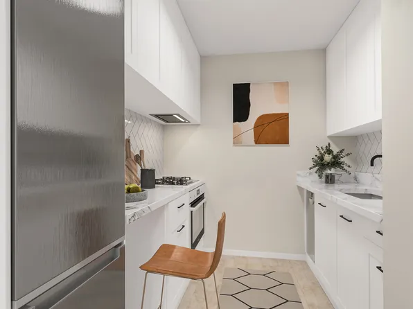 118-17 Union Turnpike image 5 of 25