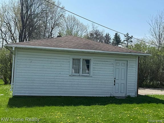 5th image of 29316 Southgate Dr