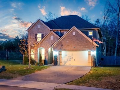 2881 Meadow Gln, Mount Juliet, TN, 37122