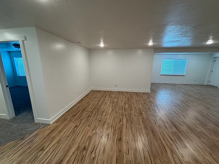 188 E Bruin Dr — Photo 8