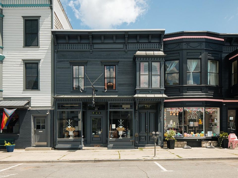 746 Warren St, Hudson, NY 12534 Zillow