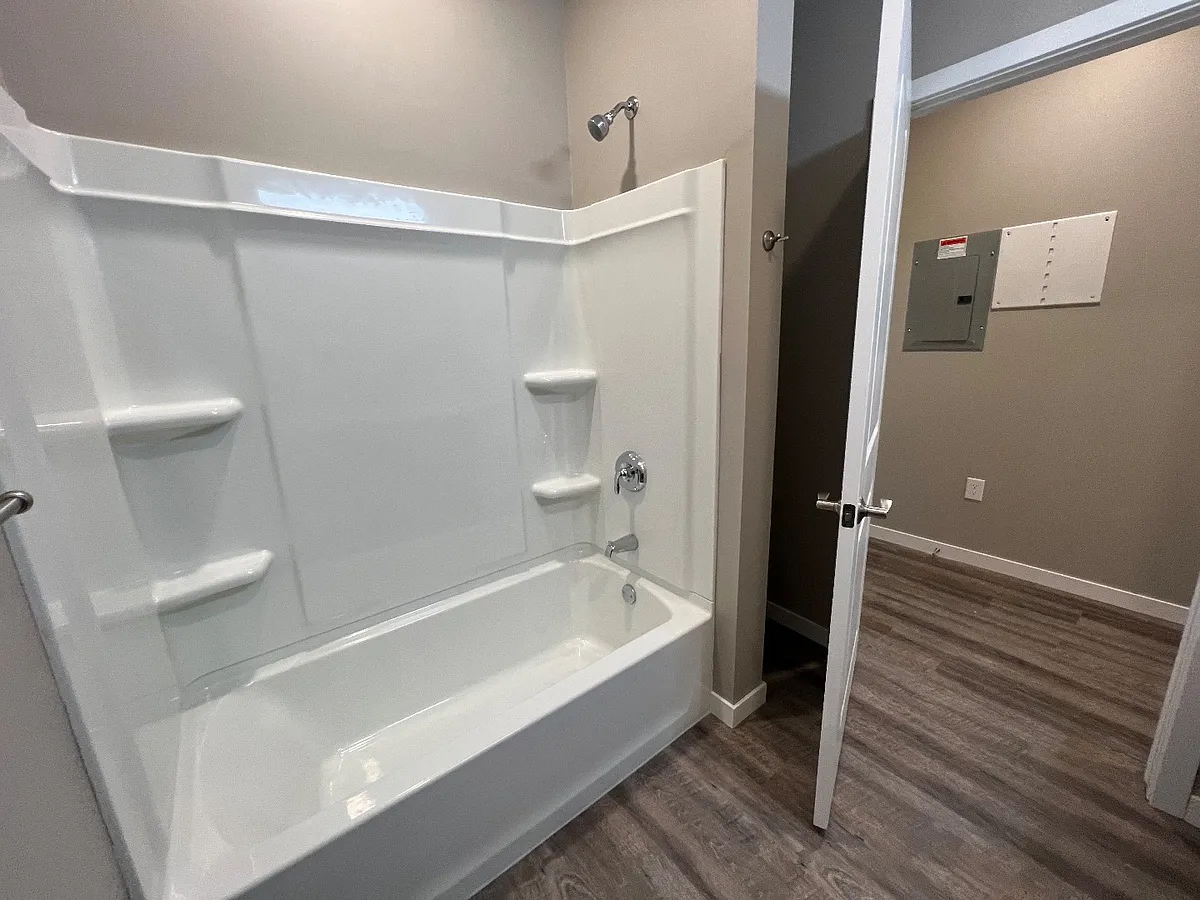 Unit Photo - 4460 S 26th St #11