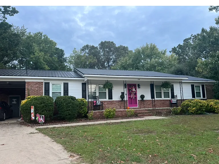 1518 Cardiff Dr — Photo 1
