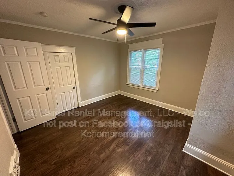 3016 E 32nd St — Photo 21