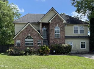 11157 Hidden Creek Dr, Gulfport, MS 39503