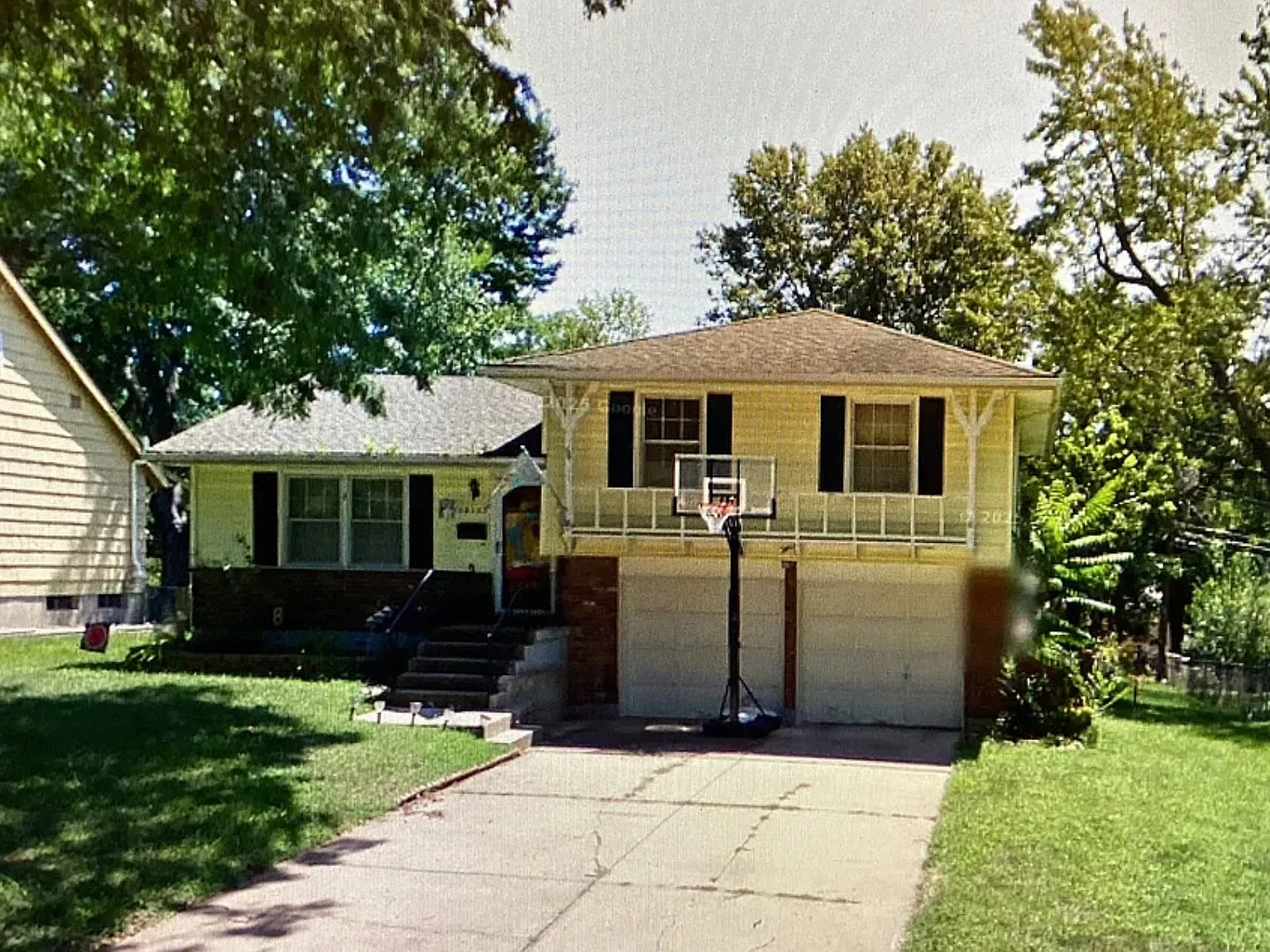 Charming 3-Bed, 3-Bath Home, Office space and 2-Car Garage & Fenced Yard Prime Location! — Photo 1