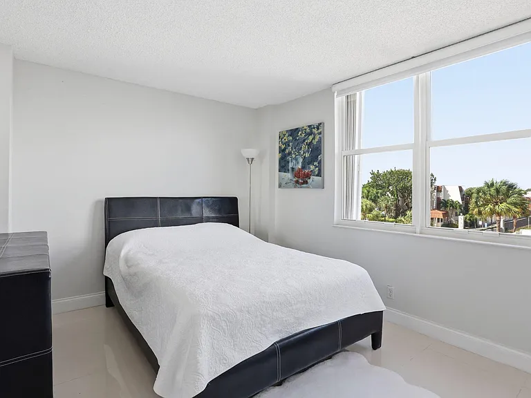 2000 S Ocean Blvd #2L — Photo 17