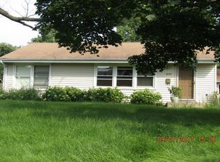 8133 Fremont Ave S, Bloomington, MN 55420