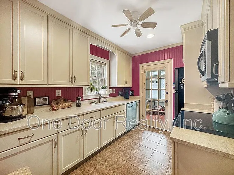 209 Indian Springs Rd — Photo 8