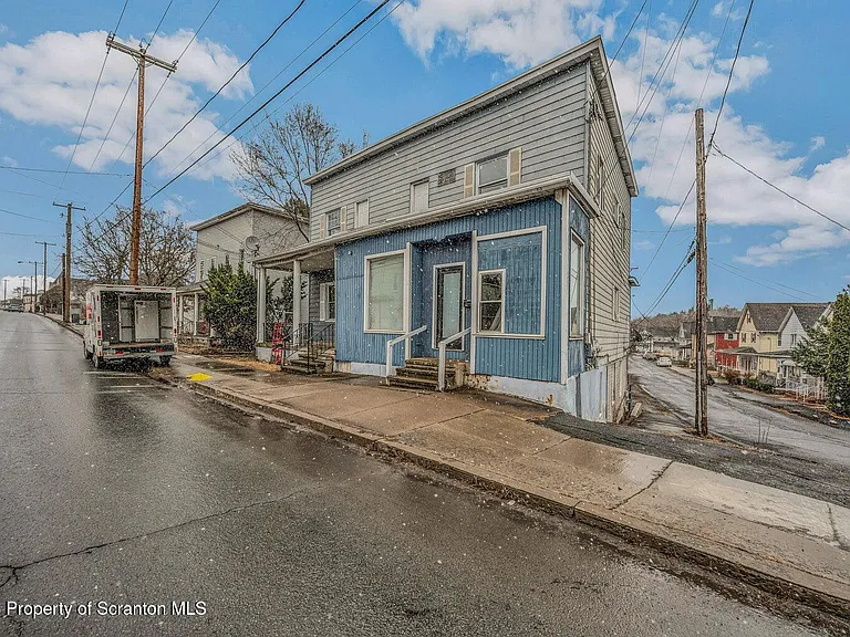 1200 Main St — Photo 6