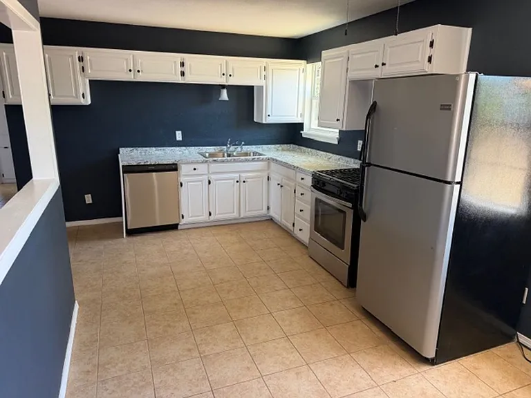 1234 Sycamore St — Photo 4