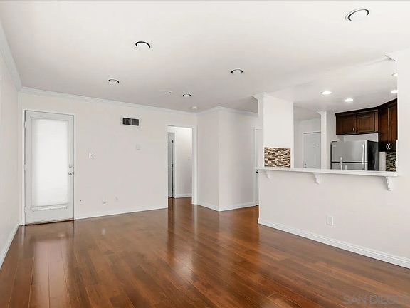 5th image of 7545 Charmant Dr Unit 1209