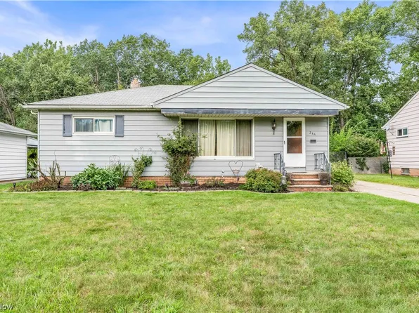 244 Bexley Dr, Bedford, OH 44146