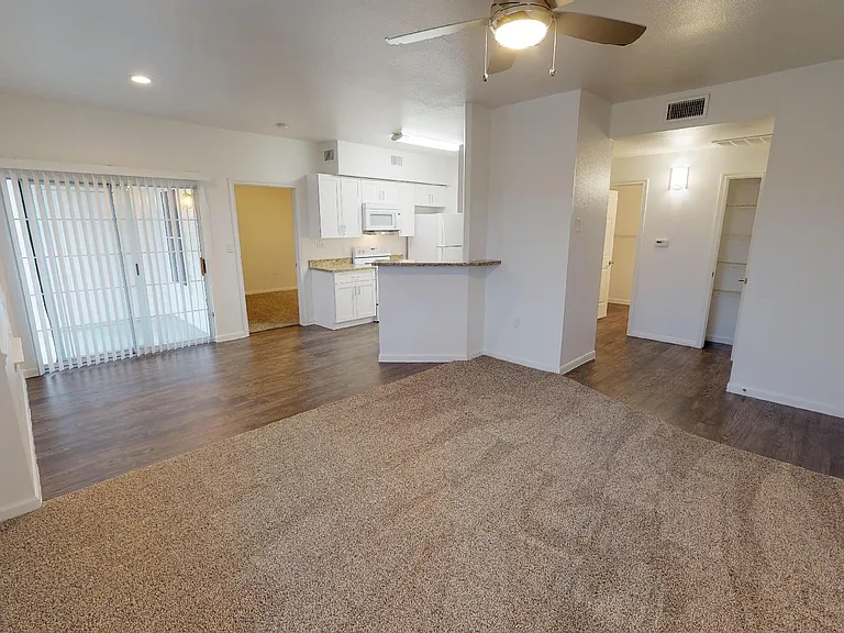 The Whittington Apartments — Photo 99