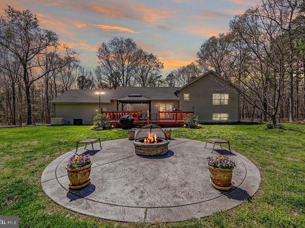 7318 3rd Ave, Mays Landing, NJ 08330