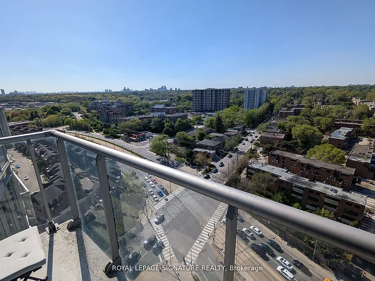 15 Windermere Ave #1803 — Photo 11