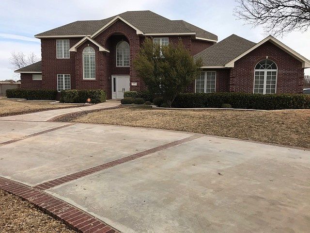 1st image of 6000 Ponderosa Dr