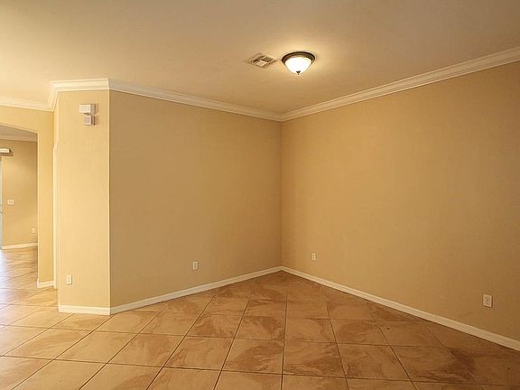 4th image of 10280 Olivewood Way Unit 64