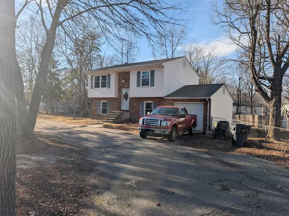 11200 Old Leavells Rd, Fredericksburg, VA 22407